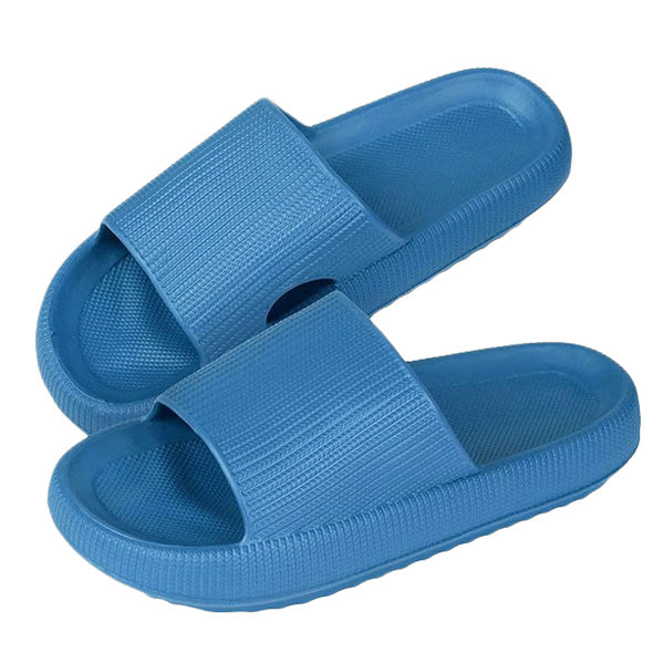 "Chausson ergonomique gris avec doublure douce et semelle antidérapante, idéal pour confort et sécurité à la maison."