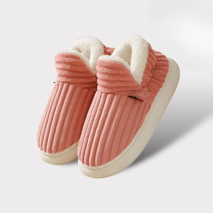 "Chaussons d'hiver pour femme, chauds et doux, avec semelle antidérapante, en coloris tendance."