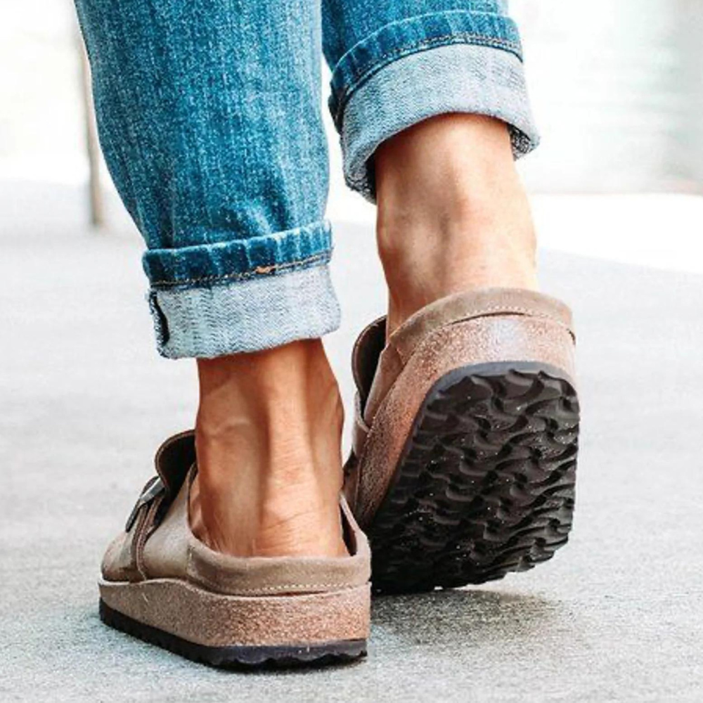 "Chaussons en liège ILMA, confortables, design moderne, semelle adaptative, rustique et élégante, pour femme."