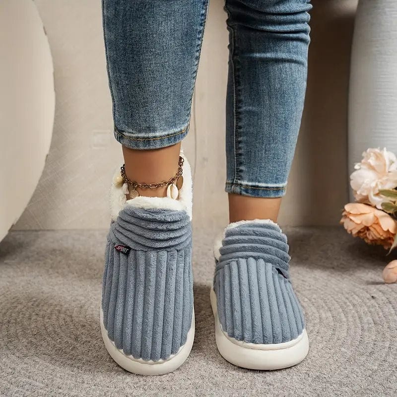Pantoufles femme douillettes pour un confort optimal à la maison.
