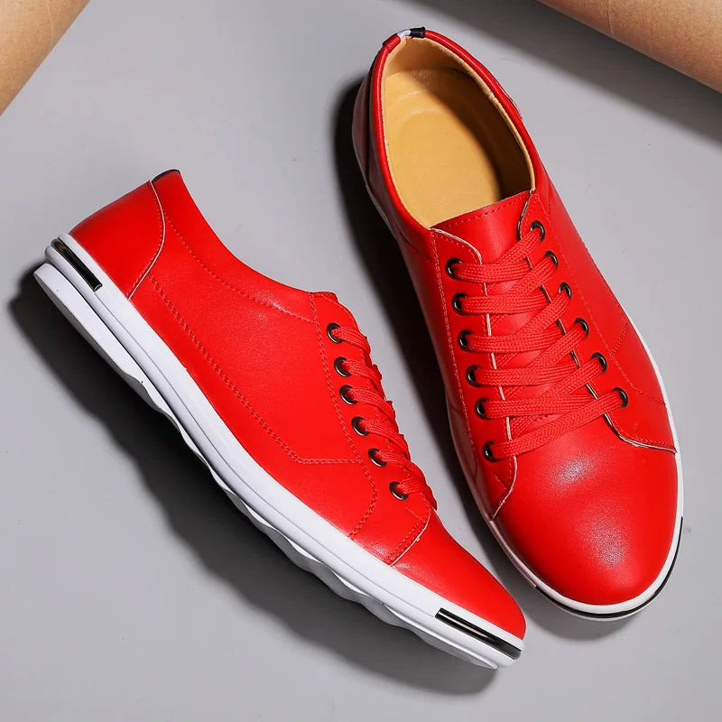 Chaussure basse homme décontractée mais élégante, parfaite pour un style polyvalent et mode.
