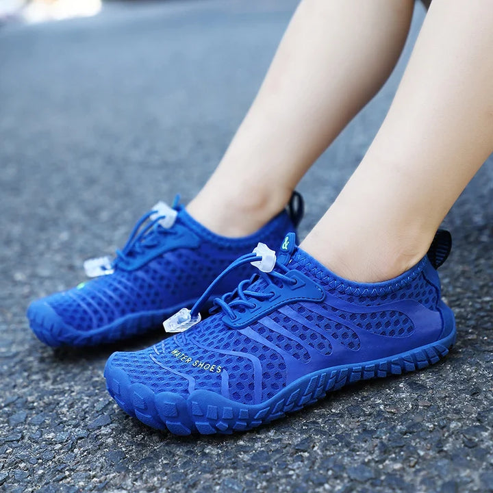 Chaussures aquatiques respirantes enfant garçons et filles, parfaites pour la plage d'été et la natation.