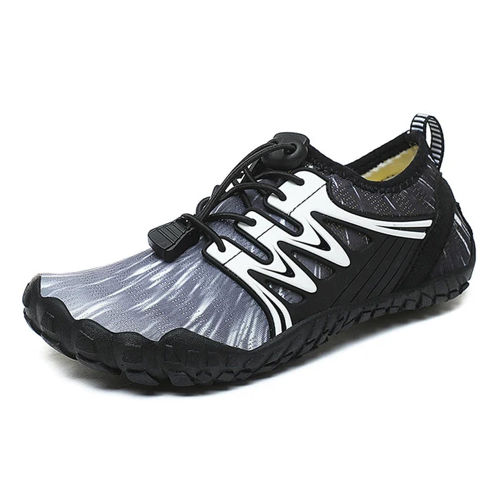 Chaussures d'eau pieds nus antidérapantes pour femmes. Parfaites pour le sport aquatique et la natation estivale.