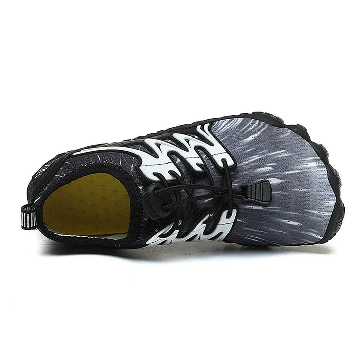 Chaussures de natation pieds nus en tissu pour enfants et femmes. Confort aquatique et séchage ultra rapide.