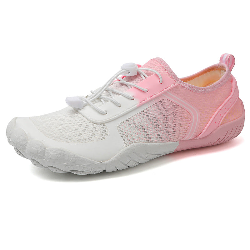 Profitez du sport aquatique avec ces chaussures pieds nus respirantes pour hommes et femmes, sur la plage ou en mer.
