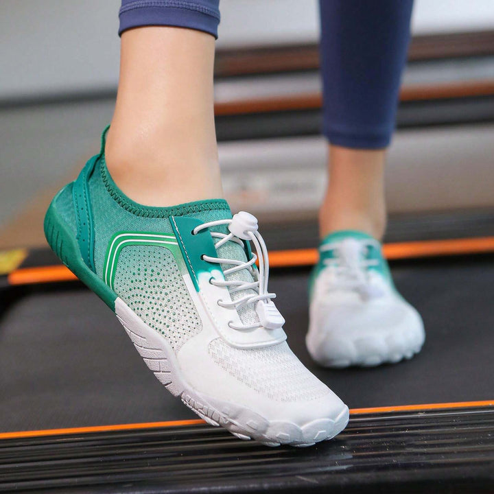 Chaussures de natation et plage pieds nus polyvalentes pour hommes, femmes. Parfaites pour l'extérieur.