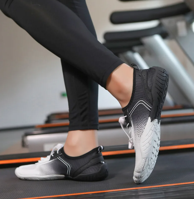 Chaussures aquatiques respirantes et légères, effet pieds nus pour hommes et femmes. Idéales pour l'été.