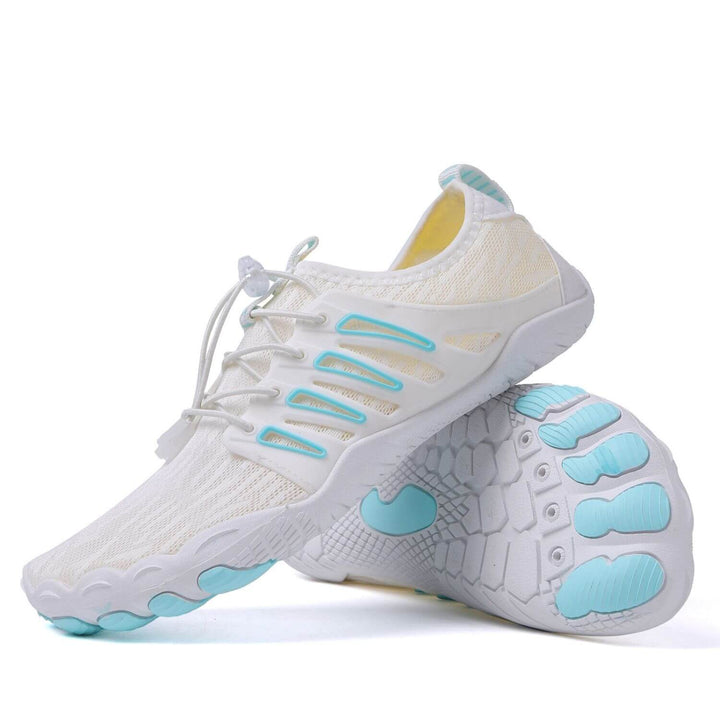 Chaussures aquatiques unisexes pour la détente, offrant un confort souple et respirant pour la plage ou la marche.
