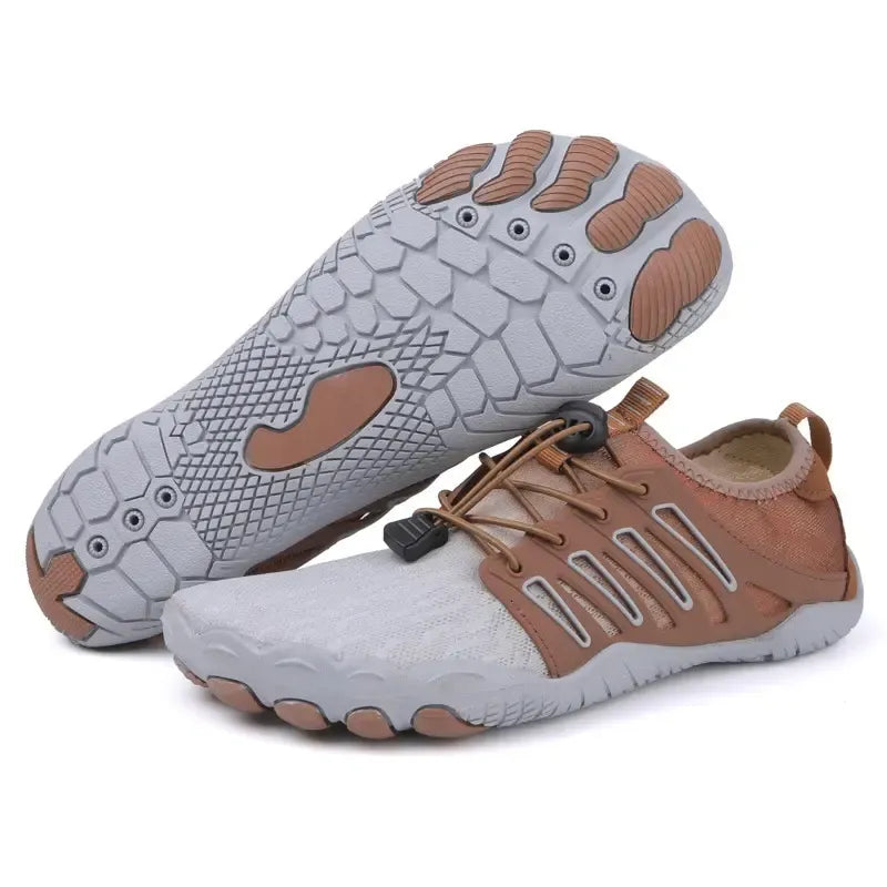 Chaussures aquatiques respirantes unisexes, légères et à séchage rapide, pour confort optimal lors des activités nautiques.