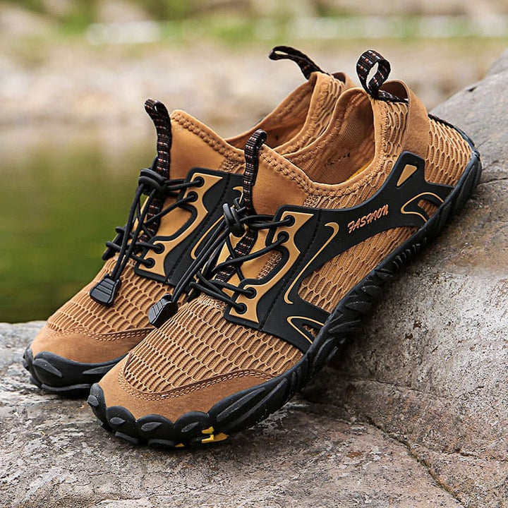 Chaussures pieds nus unisexe pour l'eau et l'extérieur, séchage rapide, offrant adhérence et légèreté.