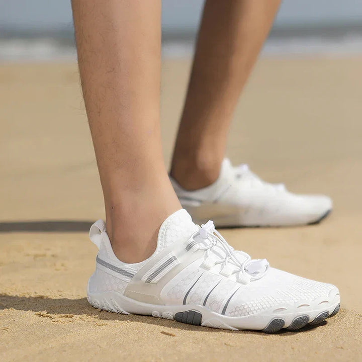 Chaussures aquatiques unisexe tout-terrain pour plage, natation et randonnée, séchage rapide, adhérence supérieure.