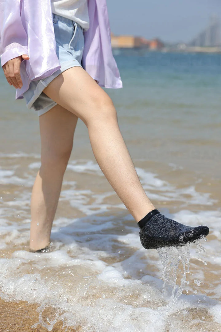 Chaussures d'eau respirantes et souples pour performance optimale en extérieur et sport.