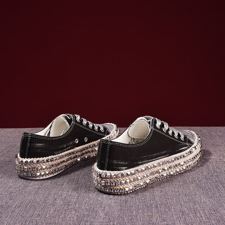 Mode: chaussures léopard élégantes et décontractées pour femmes, offrant confort orthopédique et style unique.