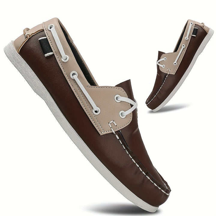 Chaussures bateau homme, robustes et confortables. Style nautique élégant, parfaites pour toutes occasions.