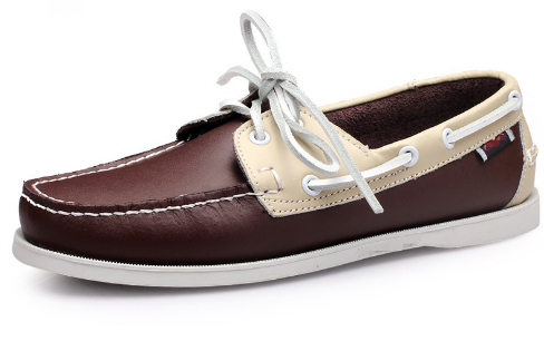 Chaussures bateau homme, robustes et confortables. Style nautique élégant, parfaites pour toutes occasions.