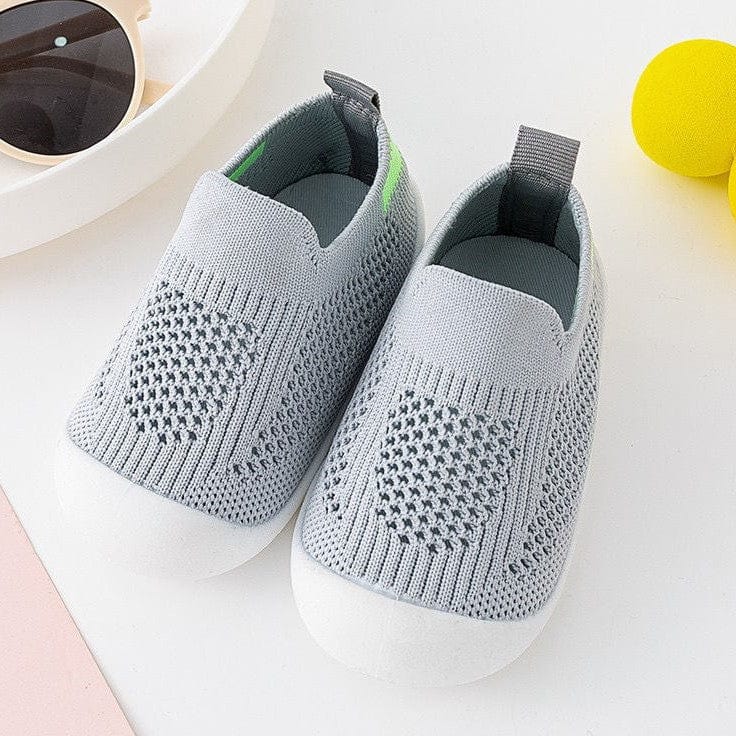"Chaussures bébé maille flexibles, confortables, semelle souple, idéal premiers pas, plusieurs couleurs disponibles"