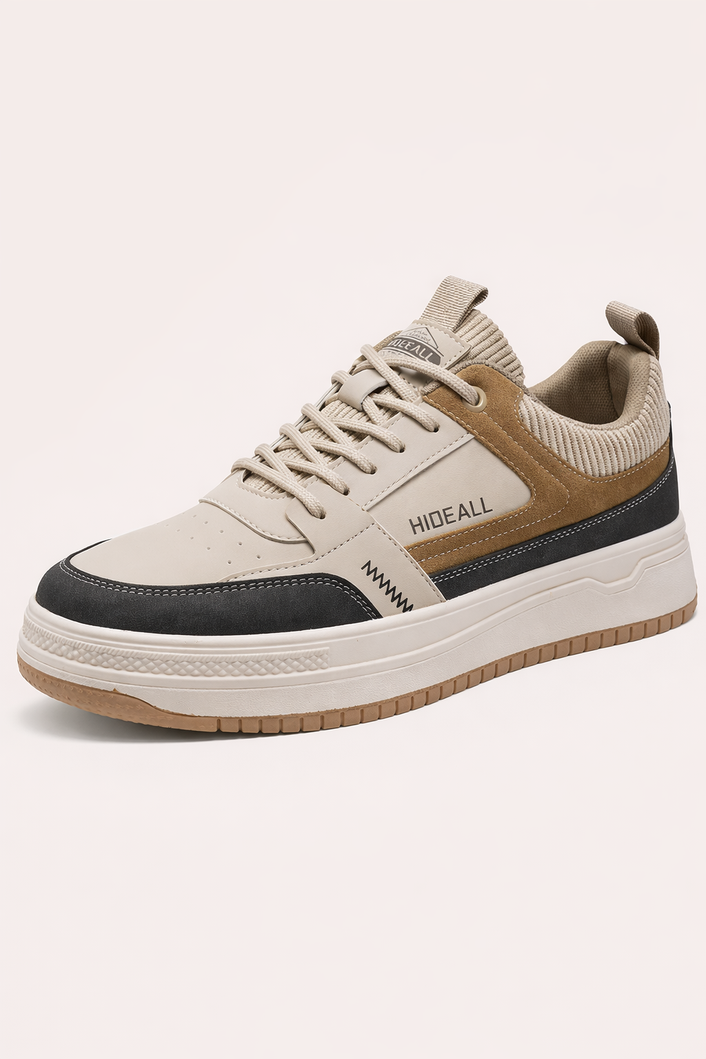 Mode homme: Chaussures décontractées et confortables, parfaites pour un style polyvalent au quotidien. Respirantes.