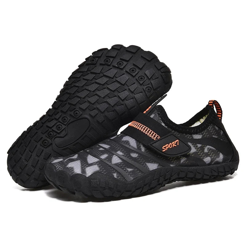 Chaussures d'eau légères pour enfants, parfaites natation, jeux d'été et extérieur.