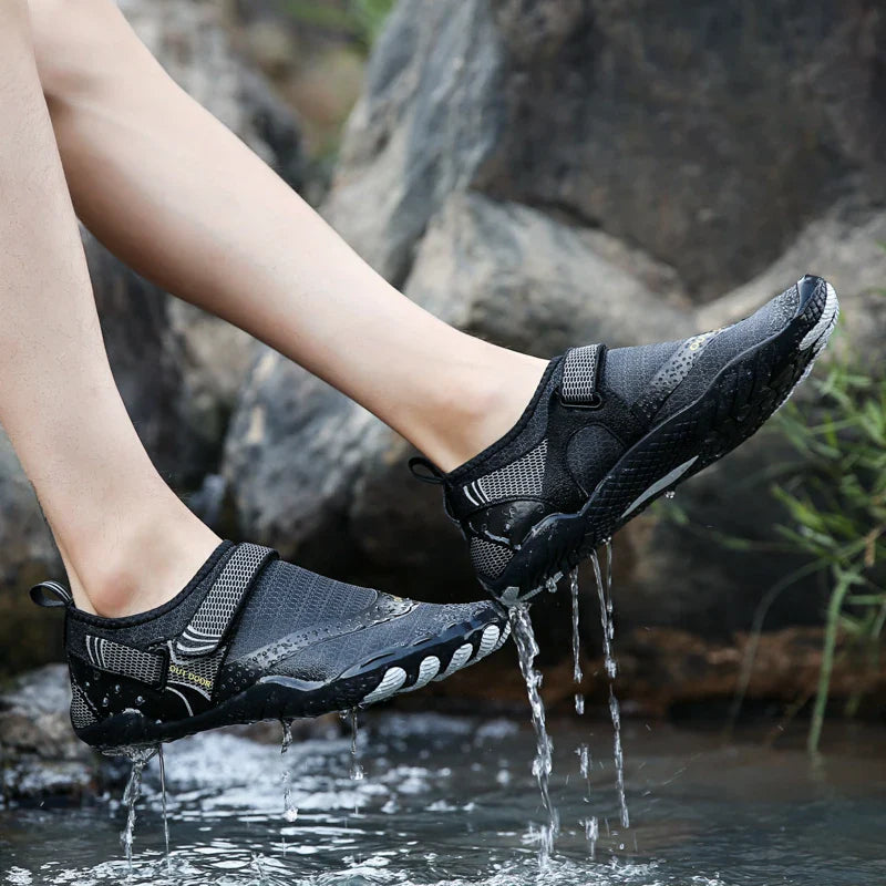 Aquashoes d'été, parfaites pour la plage, mer, piscine, randonnée et sports nautiques.