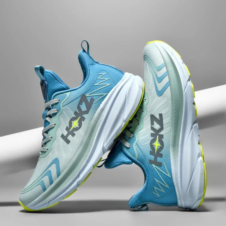 Chaussures de course légères pour femme, noir, vue latérale avec amorti visible.