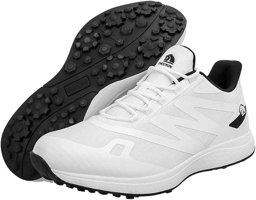 "Chaussures de golf homme légères et adhérentes, vue de côté, avec semelle crantée pour traction optimale sur gazon."