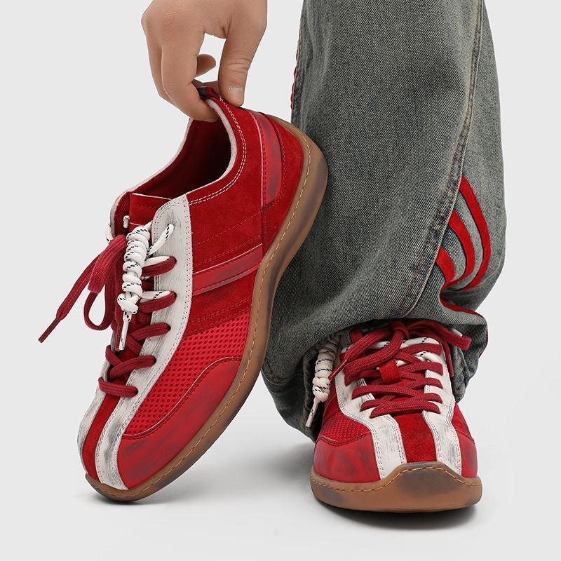 Paire de chaussures de marche flexibles pour hommes, légères et respirantes, offrant un confort optimal et bien-être.
