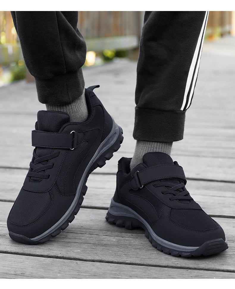 Chaussures de marche légères avec empeigne respirante et semelle antidérapante, confort unisexe.