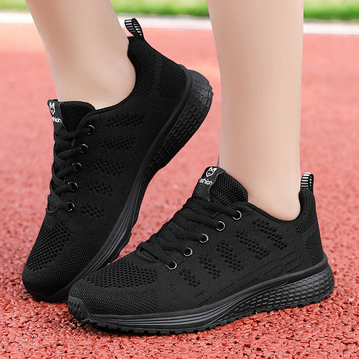 Chaussures de marche femme pour le quotidien, avec technologie respirante et semelle souple.