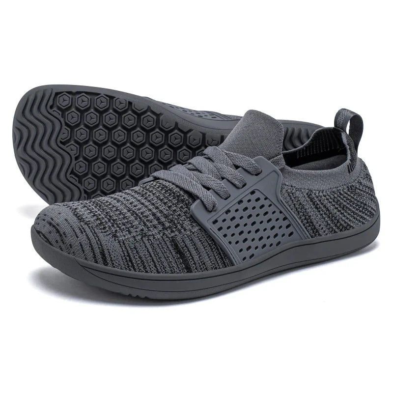 Chaussures de marche homme, design minimaliste large, favorisant le bien-être et le confort naturel des pieds.
