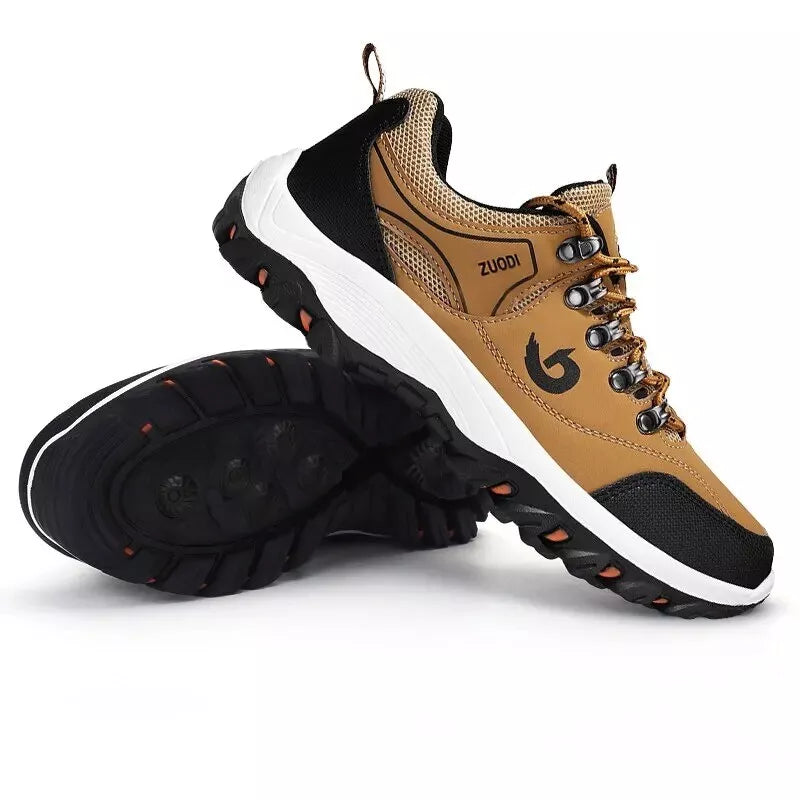 Chaussures de marche confortables pour hommes, parfaites pour les aventures en plein air, alliant luxe et performance.