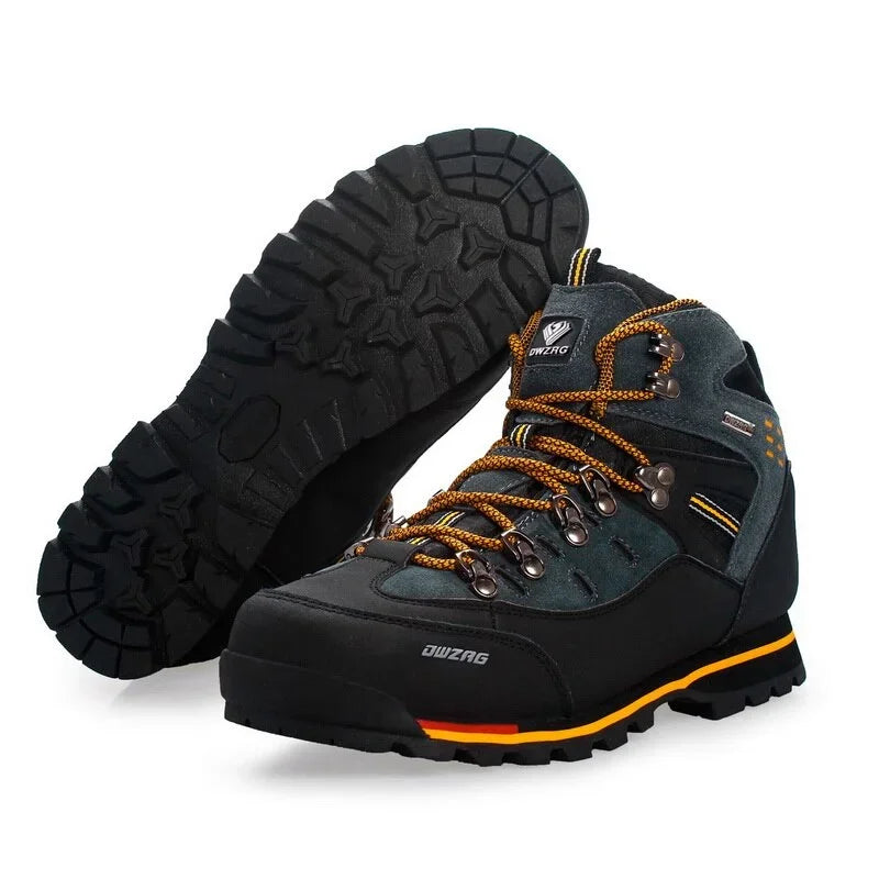 Chaussures de randonnée homme, robustes et antidérapantes, offrant un maintien supérieur pour le sport et le trail.