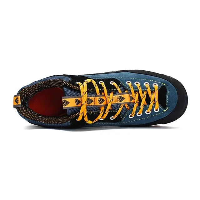 Chaussures de sport outdoor homme, conçues pour la randonnée et le trekking avec amorti et adhérence supérieure.