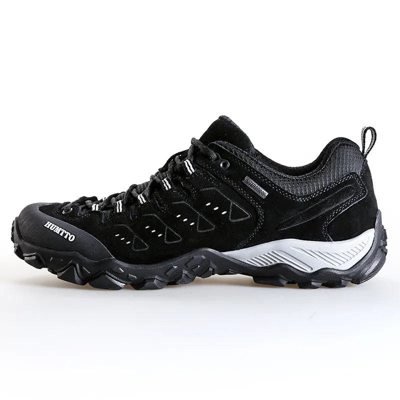 Chaussures de sport hommes pour la randonnée et le sentier, offrant confort, respirabilité et adhérence.