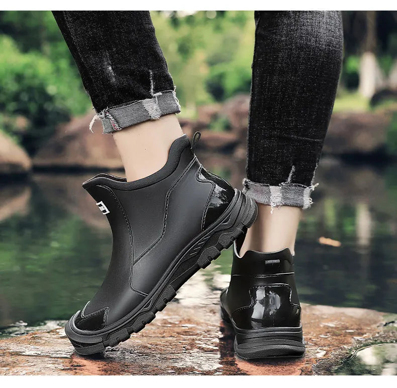 Chaussures imperméables pour hommes, conçues pour la randonnée automne/hiver, gardent les pieds au sec.