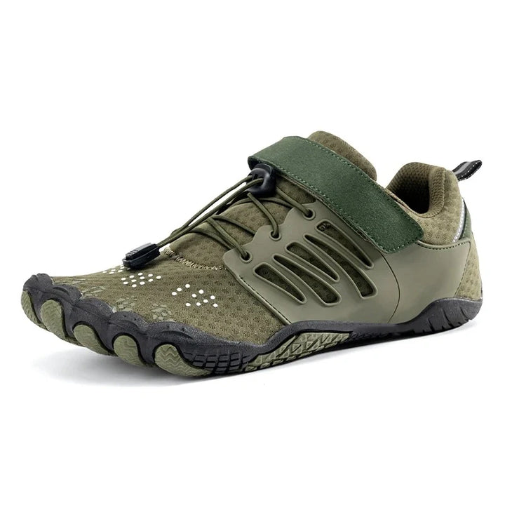 Vue latérale de baskets de randonnée pieds nus unisexes. Maille respirante pour un confort outdoor.
