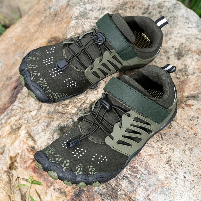 Semelle adhérente de chaussures de randonnée pieds nus. Idéales pour le sport et le trekking léger.