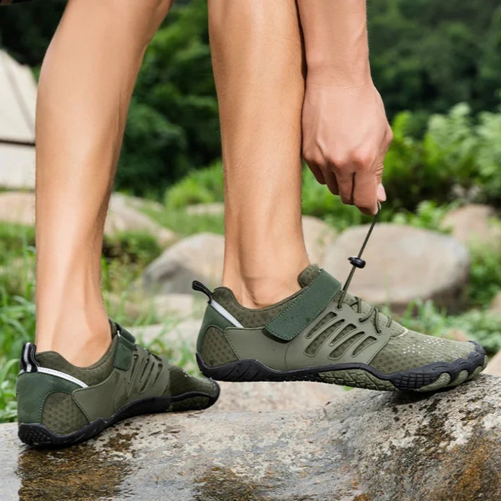 Chaussures pieds nus minimalistes respirantes unisexes. Conçues pour le confort en randonnée et outdoor.