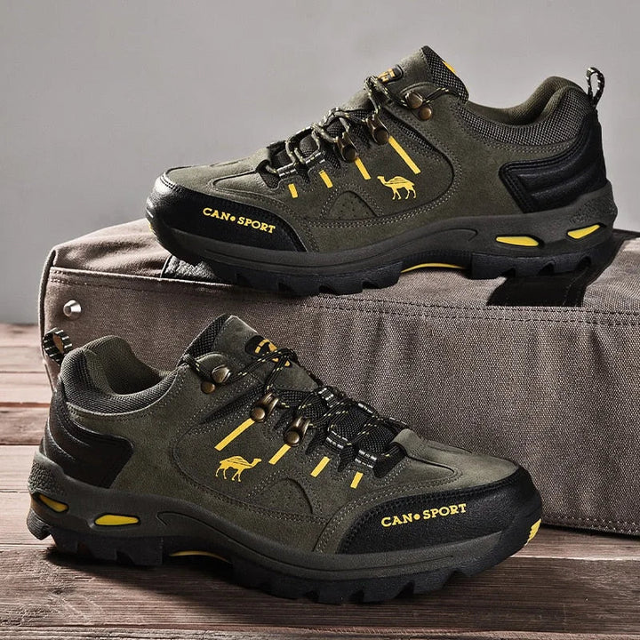 Chaussures de trail unisexes conçues pour offrir confort et performance optimale lors de vos aventures en nature.
