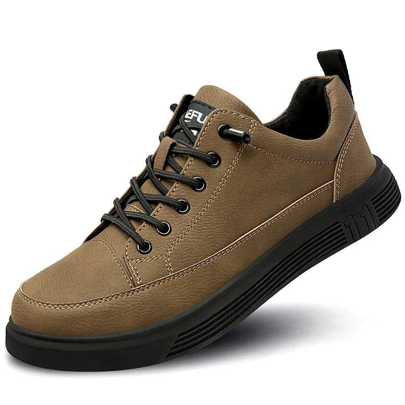Chaussures de sécurité professionnelles imperméables avec embout acier pour homme et femme, anti-perforation et confortables.