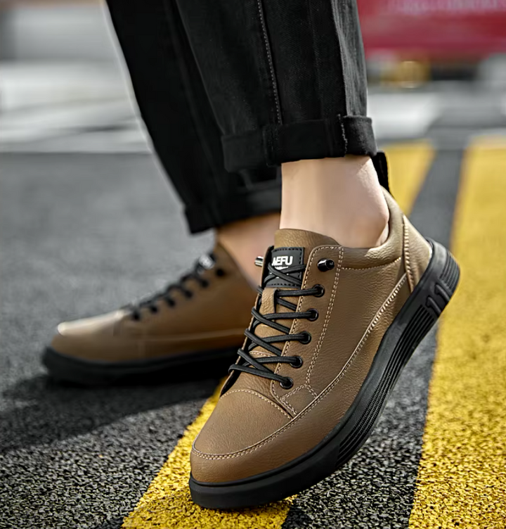 Ces chaussures de sécurité offrent une protection avancée, embout acier, anti-perforation, imperméables, unisexe.
