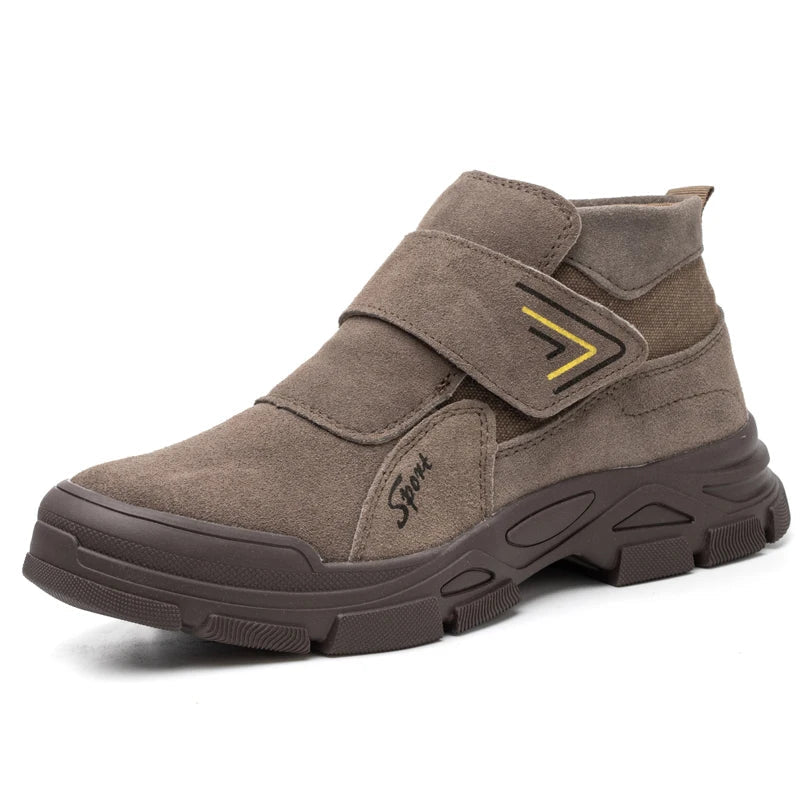 Chaussures de sécurité robustes pour hommes avec embout acier. Protection anti-choc, anti-perforation et anti-brûlure.