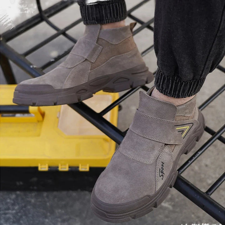 Chaussures de sécurité hommes. Anti-choc, confortables et durables pour le travail. Protection maximale des pieds.