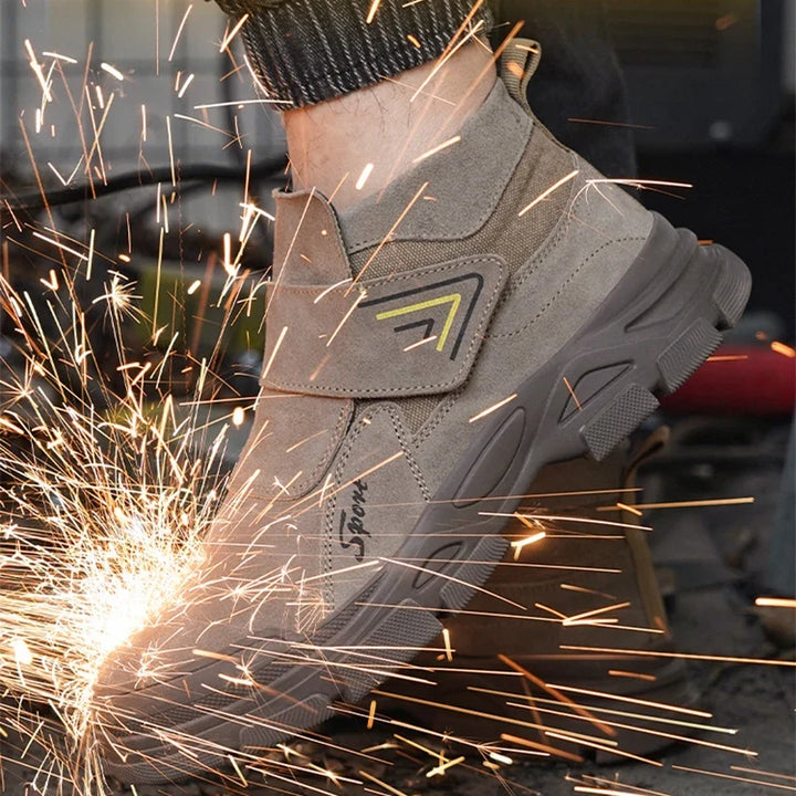 Protection pieds ultime: chaussures de sécurité anti-perforation pour hommes. Idéales pour chantier ou environnement exigeant.