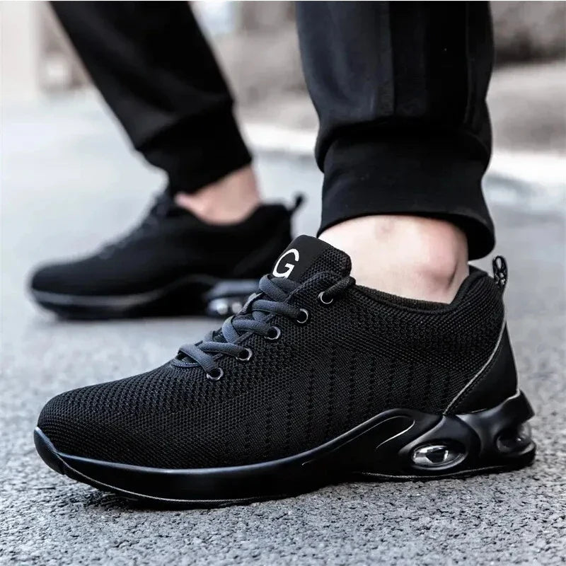 Semelle antidérapante de chaussures de sécurité unisexes, offrant protection et adhérence sur sols difficiles.