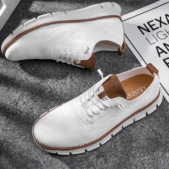 "Chaussures de ville hommes élégantes et confortables avec semelle mousse mémoire et matériau flyknit respirant."