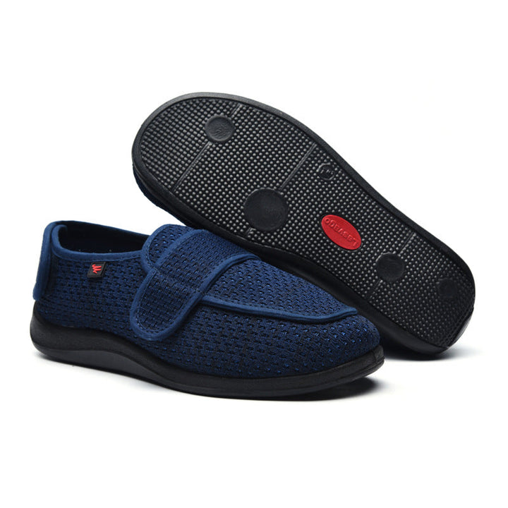 Paire de chaussures orthopédiques unisexe avec fermeture velcro, idéales pour pieds enflés et sensibles.