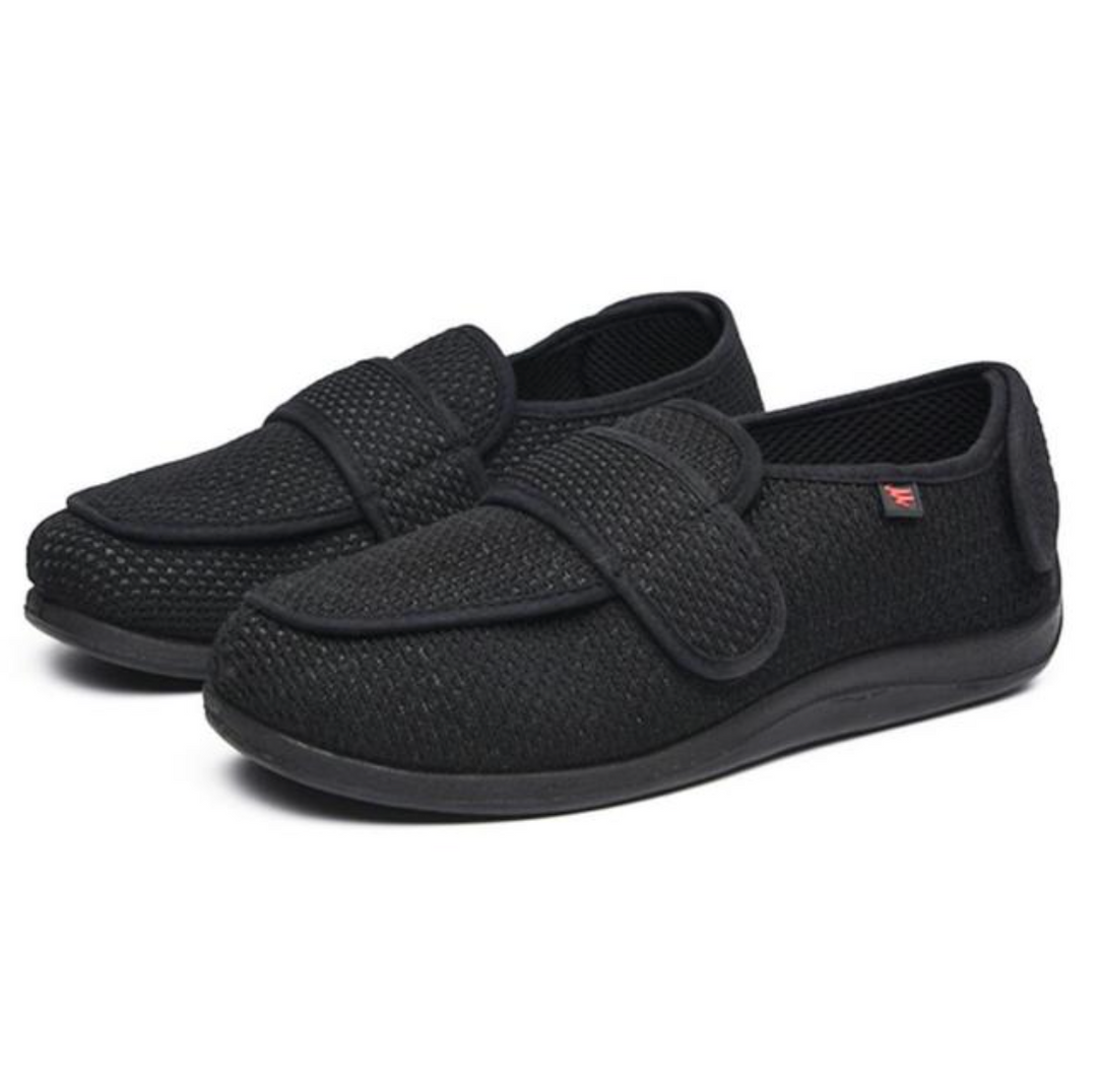Chaussures diabétiques respirantes en maille pour un confort optimal et le soutien des pieds sensibles.