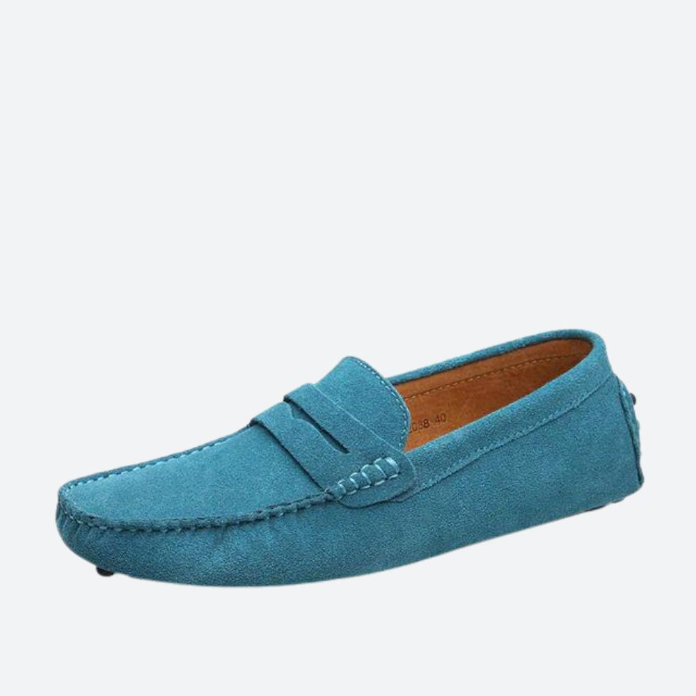 "Chaussures en cuir élégantes pour hommes, finition impeccable, parfaites pour toutes occasions sophistiquées."