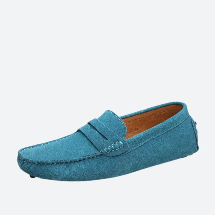 "Chaussures en cuir élégantes pour hommes, finition impeccable, parfaites pour toutes occasions sophistiquées."