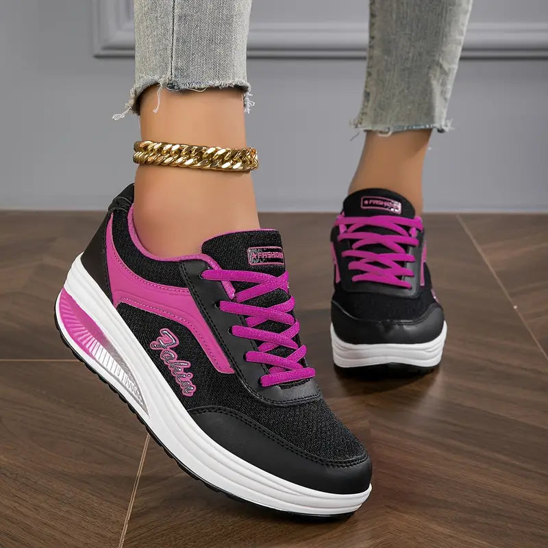 Chaussures femme Maïra élégantes avec semelle amortissante pour confort quotidien et marche.